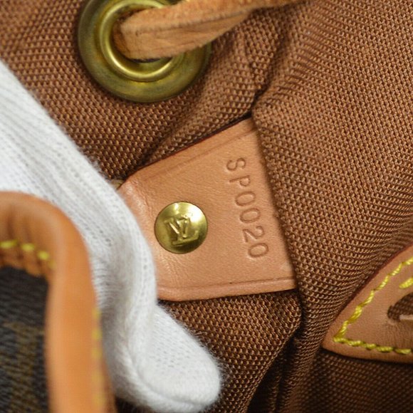 Auth Louis Vuitton Montsouris Mm #33968L78B - Picture 11 of 12